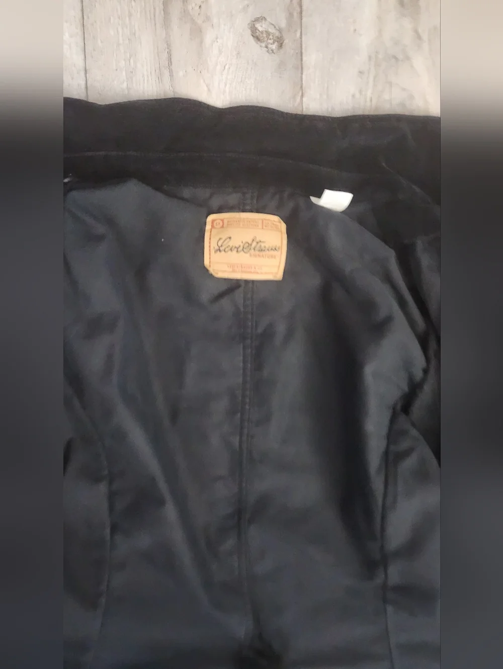 Levi's Black Velvet Button-Front Blazer - Picture 4 of 6